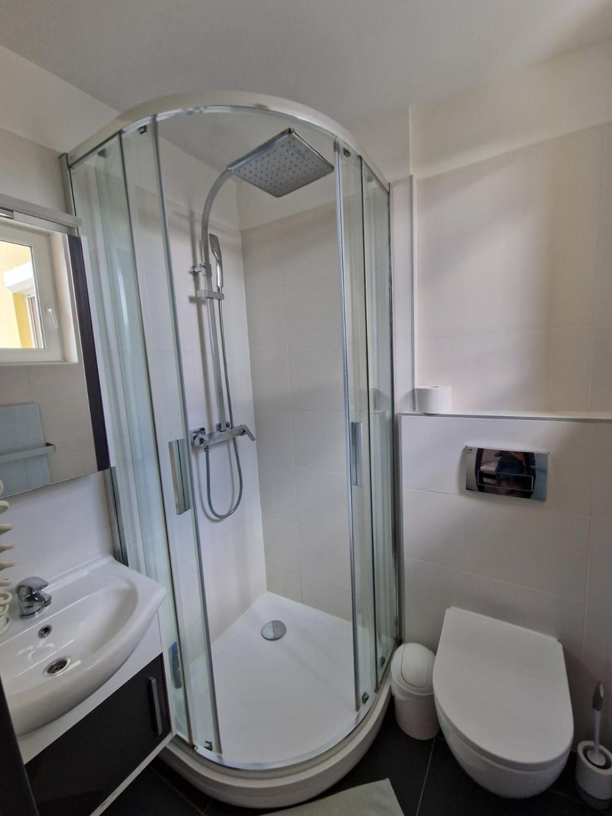 Nefelejcs Vendeghaz Hotel Gödöllő Eksteriør billede