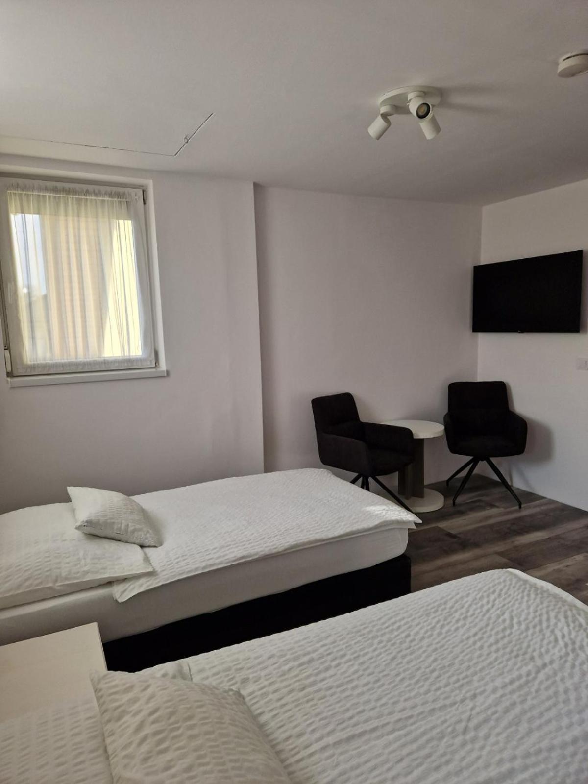 Nefelejcs Vendeghaz Hotel Gödöllő Eksteriør billede