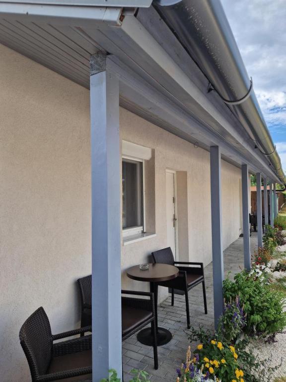 Nefelejcs Vendeghaz Hotel Gödöllő Eksteriør billede