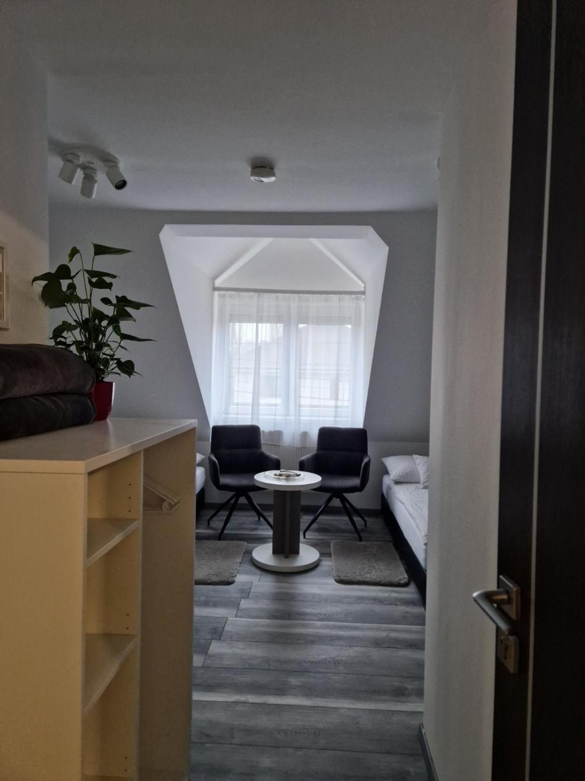 Nefelejcs Vendeghaz Hotel Gödöllő Eksteriør billede